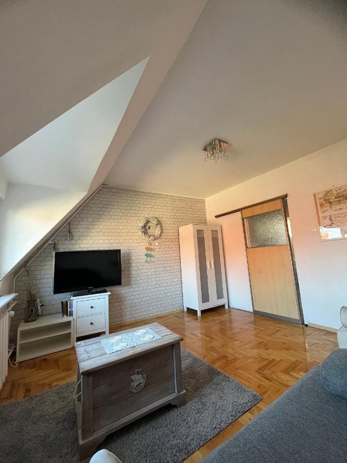 Apartament Kolobrzeska Mansarda, Narutowicza 8 كولوبرزيغ المظهر الخارجي الصورة